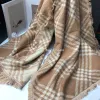 The new type of in-stock cross-border wholesale scarves are available for e-commerce live streaming. They are distributed in all directions and supplied by the supply chain of Xugag Item Picture
